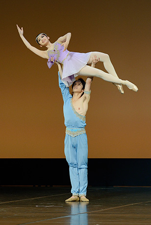 「タリスマン」よりグラン・パ・ド・ドゥ