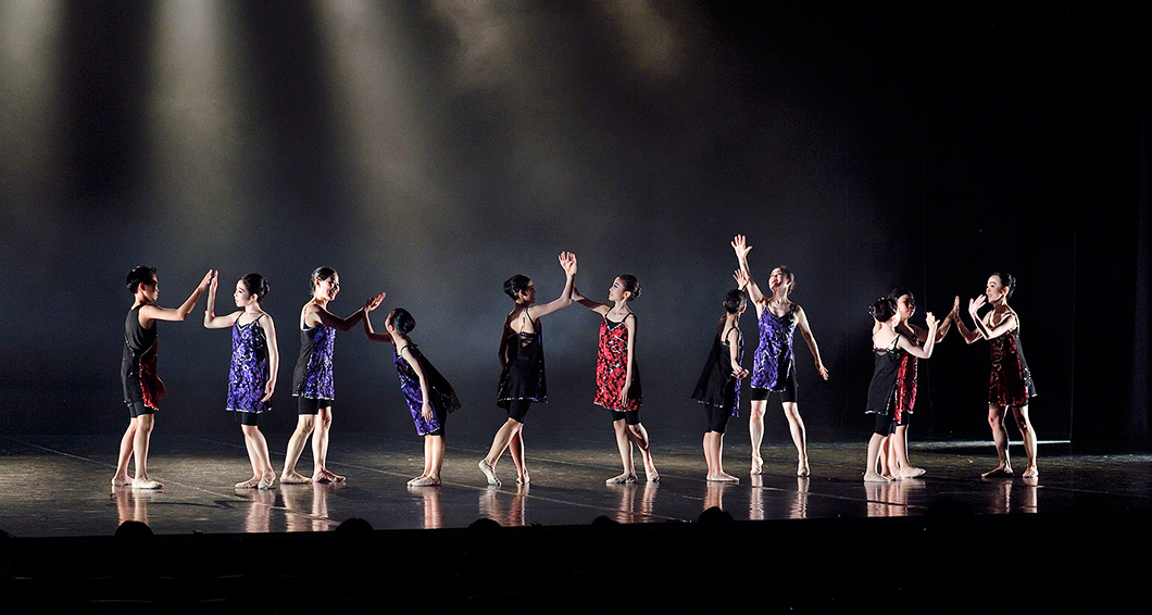 コンテンポラリー「I say Hello!」